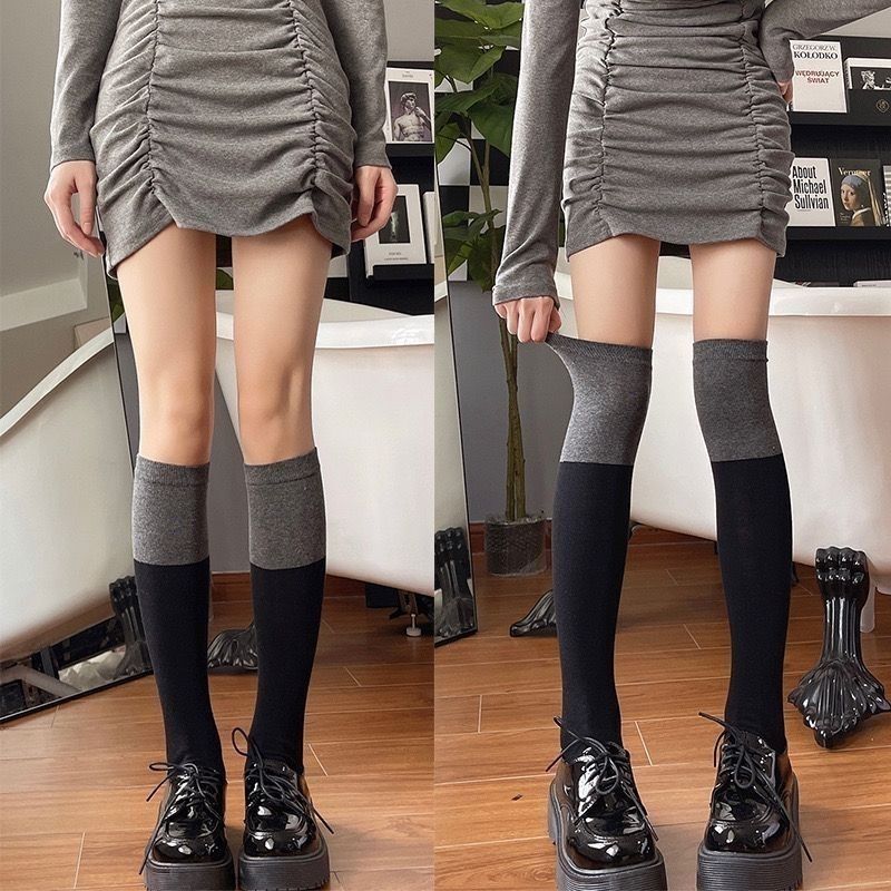 [Three-part compression socks] Wear comic legs