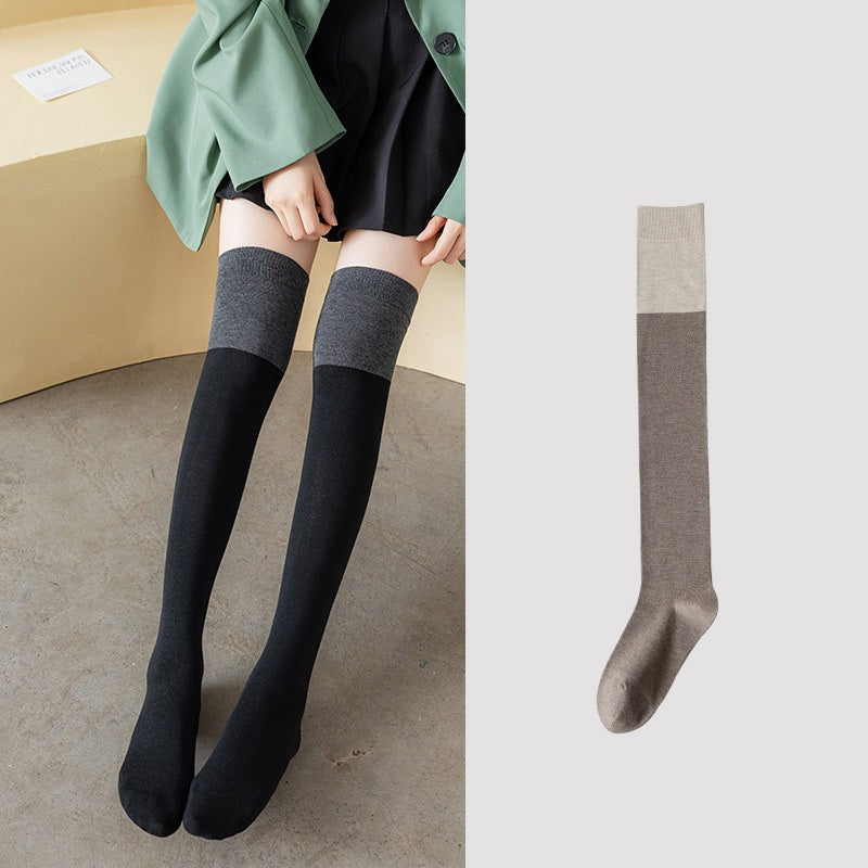 [Three-part compression socks] Wear comic legs