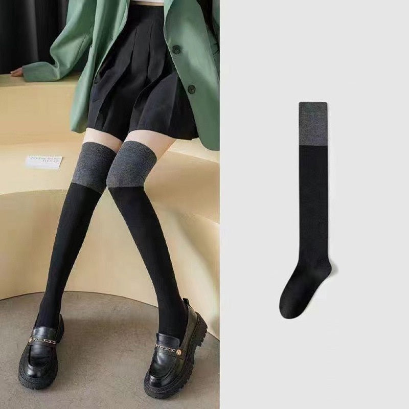 [Three-part compression socks] Wear comic legs